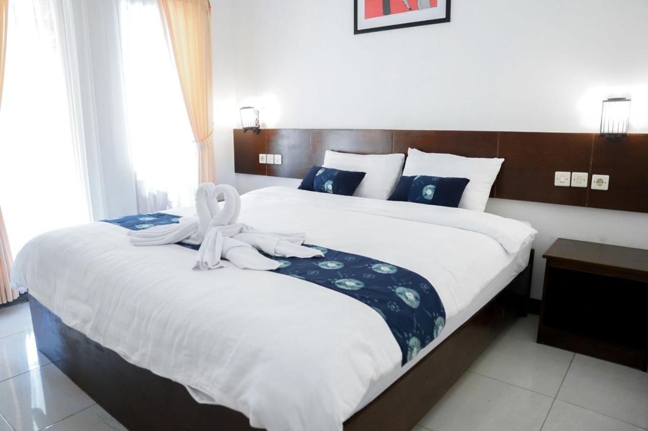 Balkondes Kenalan Hotel Magelang Kültér fotó