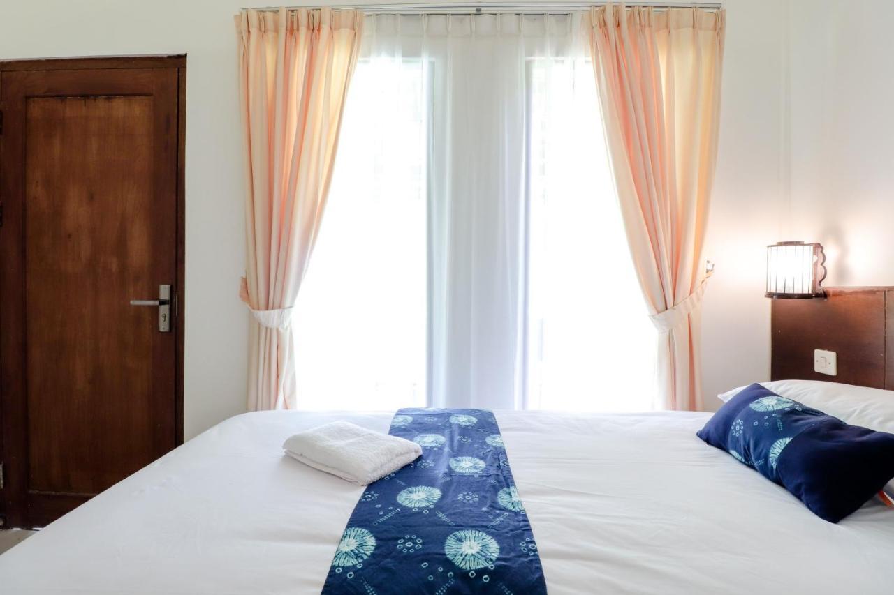 Balkondes Kenalan Hotel Magelang Kültér fotó